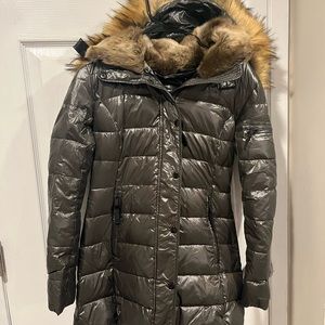 BLOOMINGDALES COAT✨